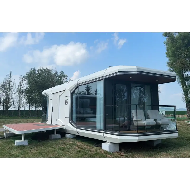 Óstán Capsule House